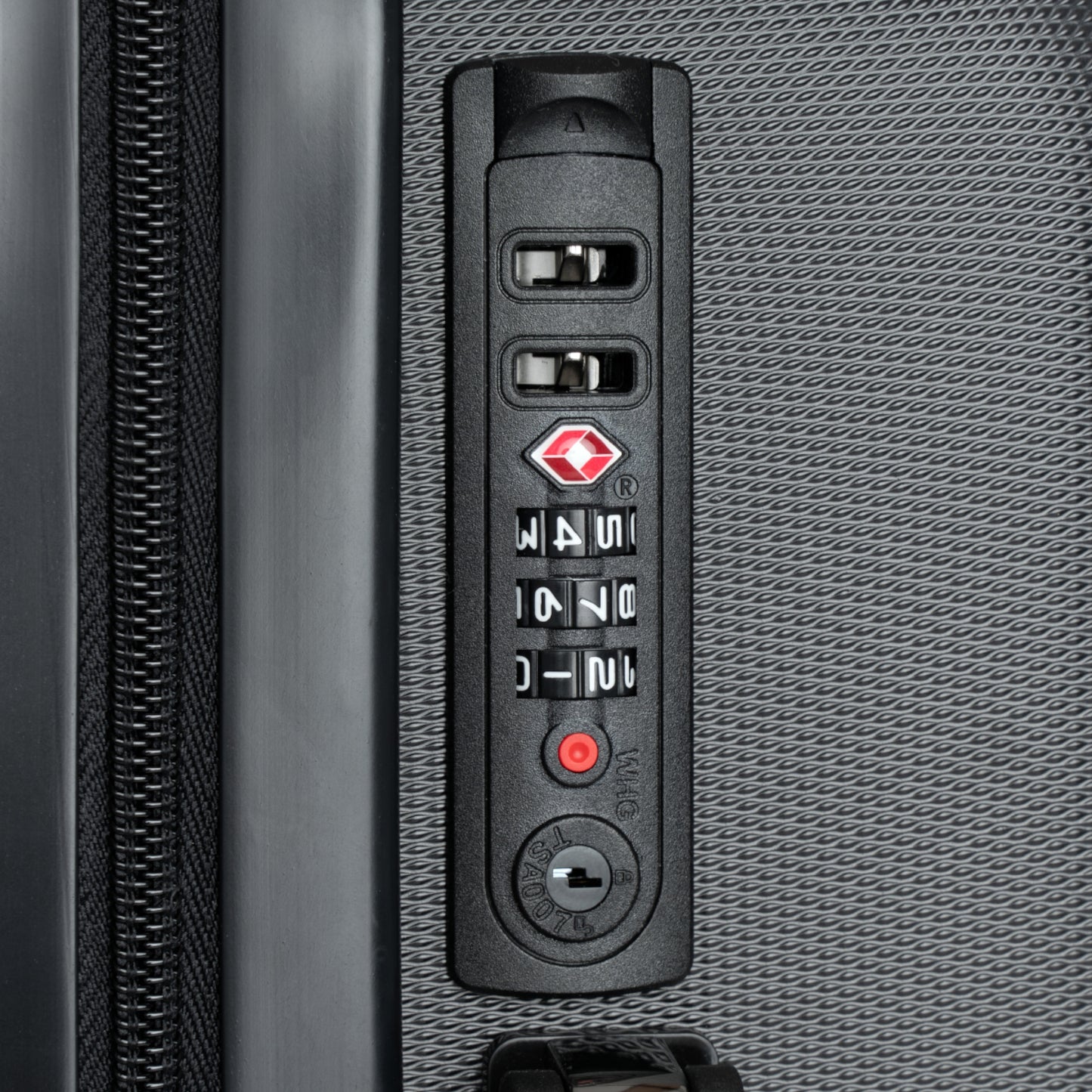 UNOBTCPOWERFLOWER Suitcases