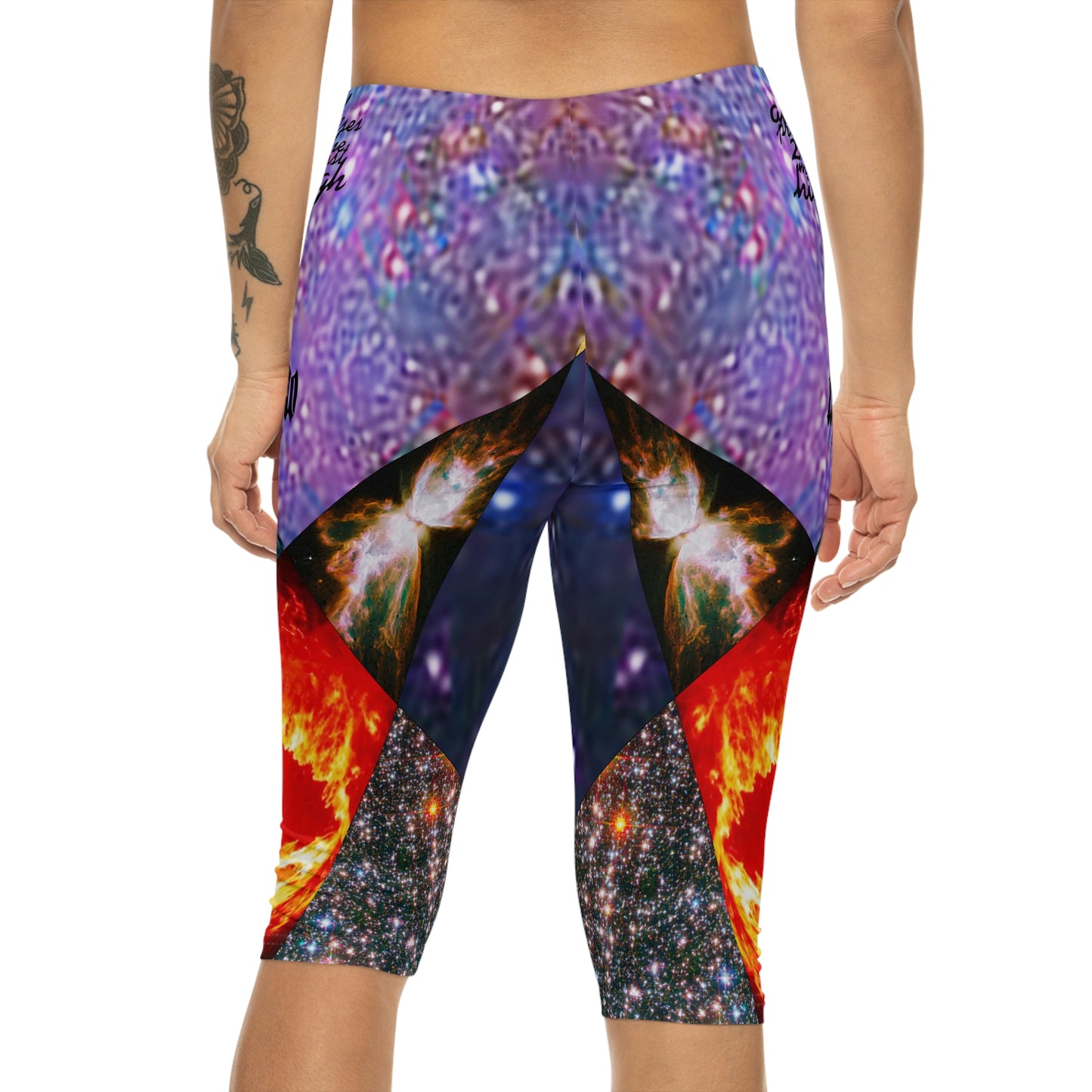 UNO ALLPRAISES III Women’s Capri Leggings (AOP)