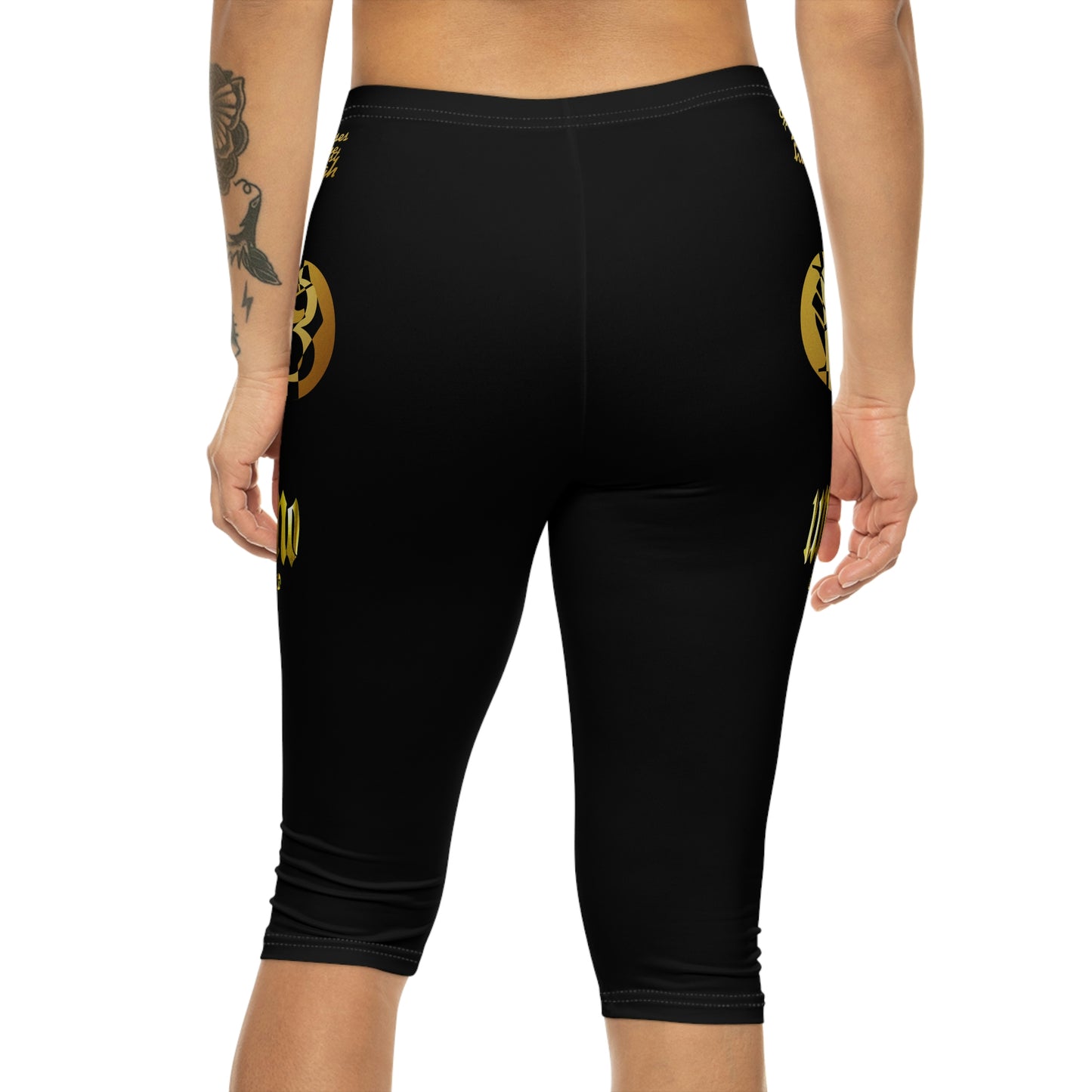 UNOBTCPOWERWomen’s Capri Leggings (AOP)