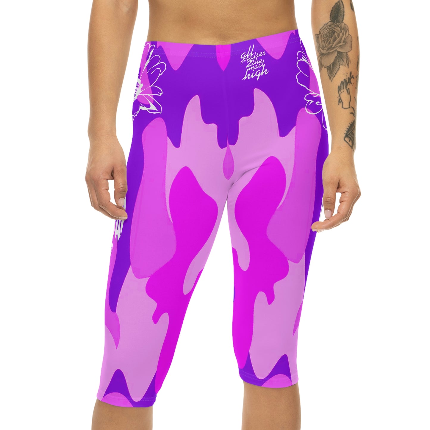 UNO POWERFLOWER Women’s Capri Leggings (AOP) Camo Collection