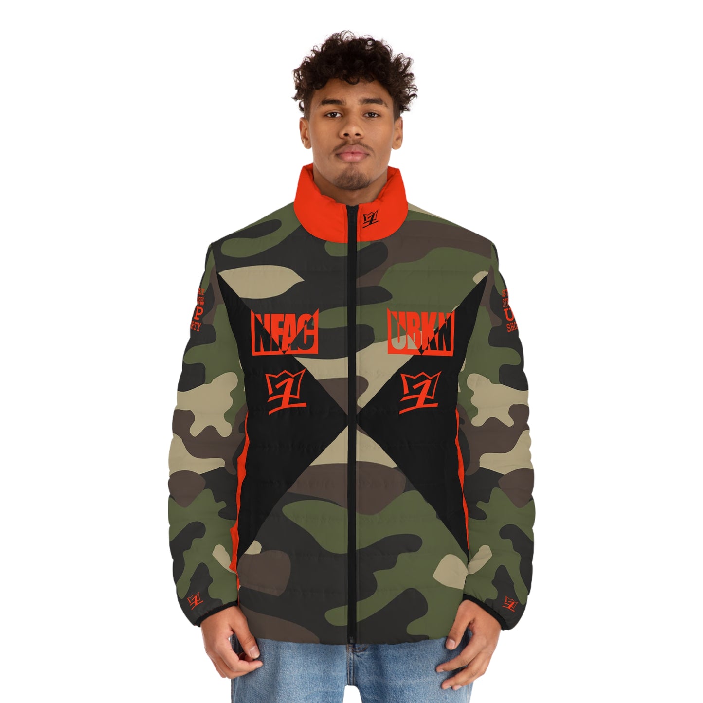 UNO 2THEREPUBLIC FREEGMJ STAY STRAPPED UP SHORTY Men's Puffer Jacket (AOP) Camo Collection