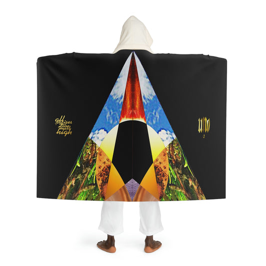 UNO ALLPRAISES II Variation 1 Hooded Sherpa Fleece Blanket
