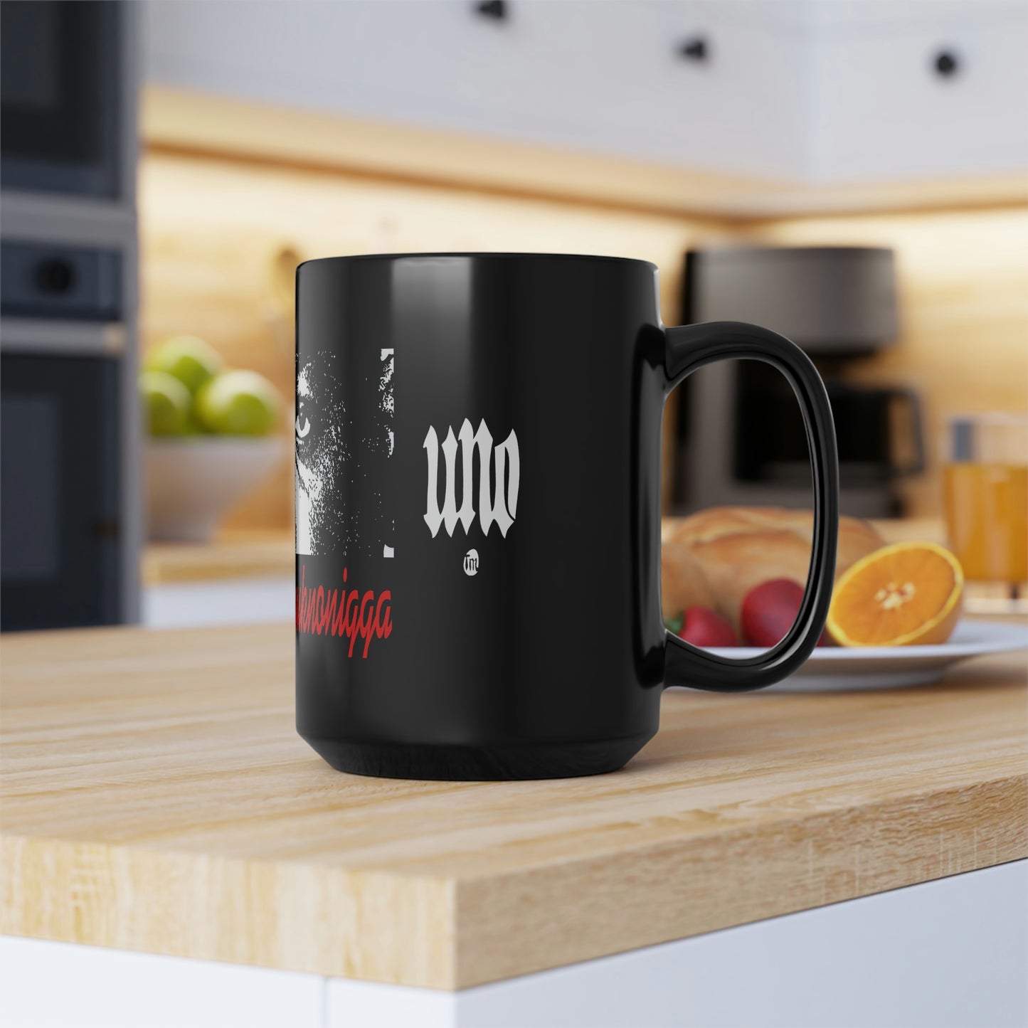 UNO BIGGIE JUICY Black Mug, 15oz