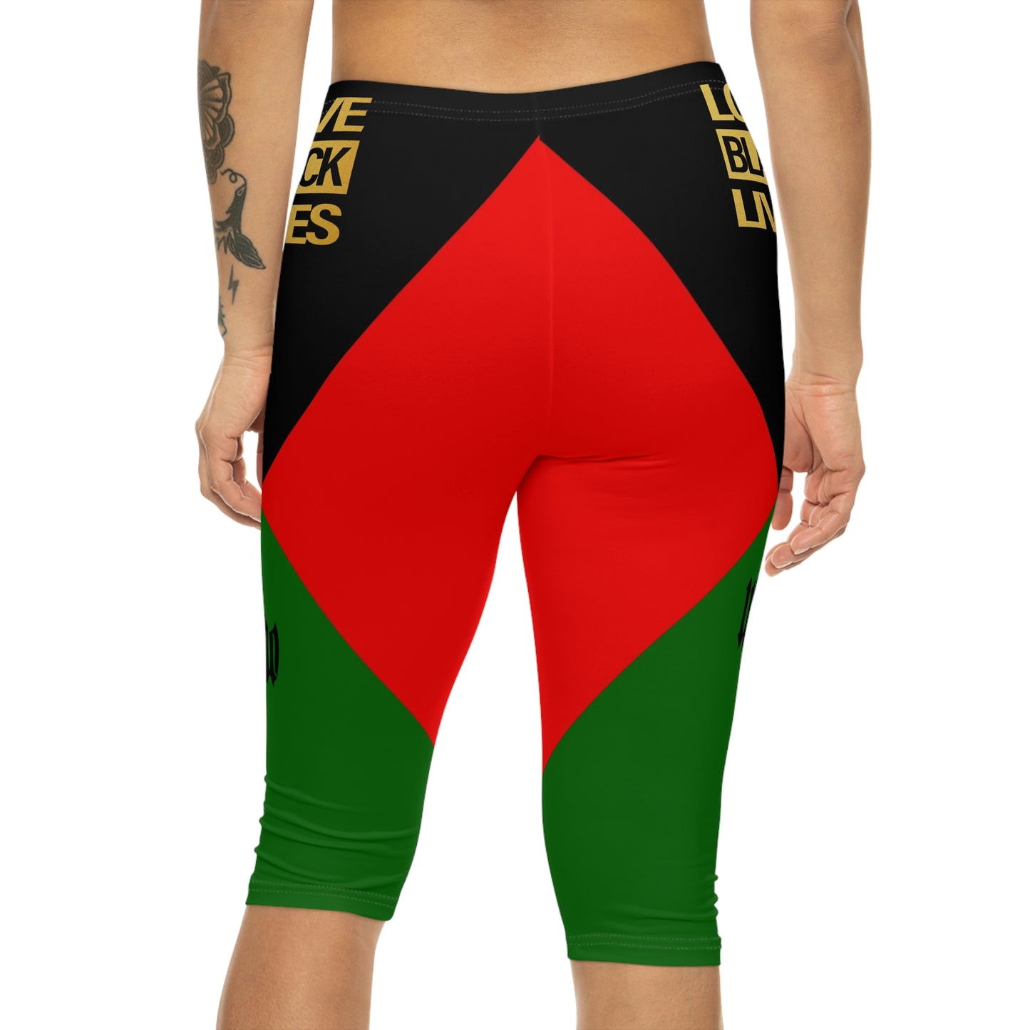 UNO LOVEBLACKLIVES Women’s Capri Leggings (AOP)