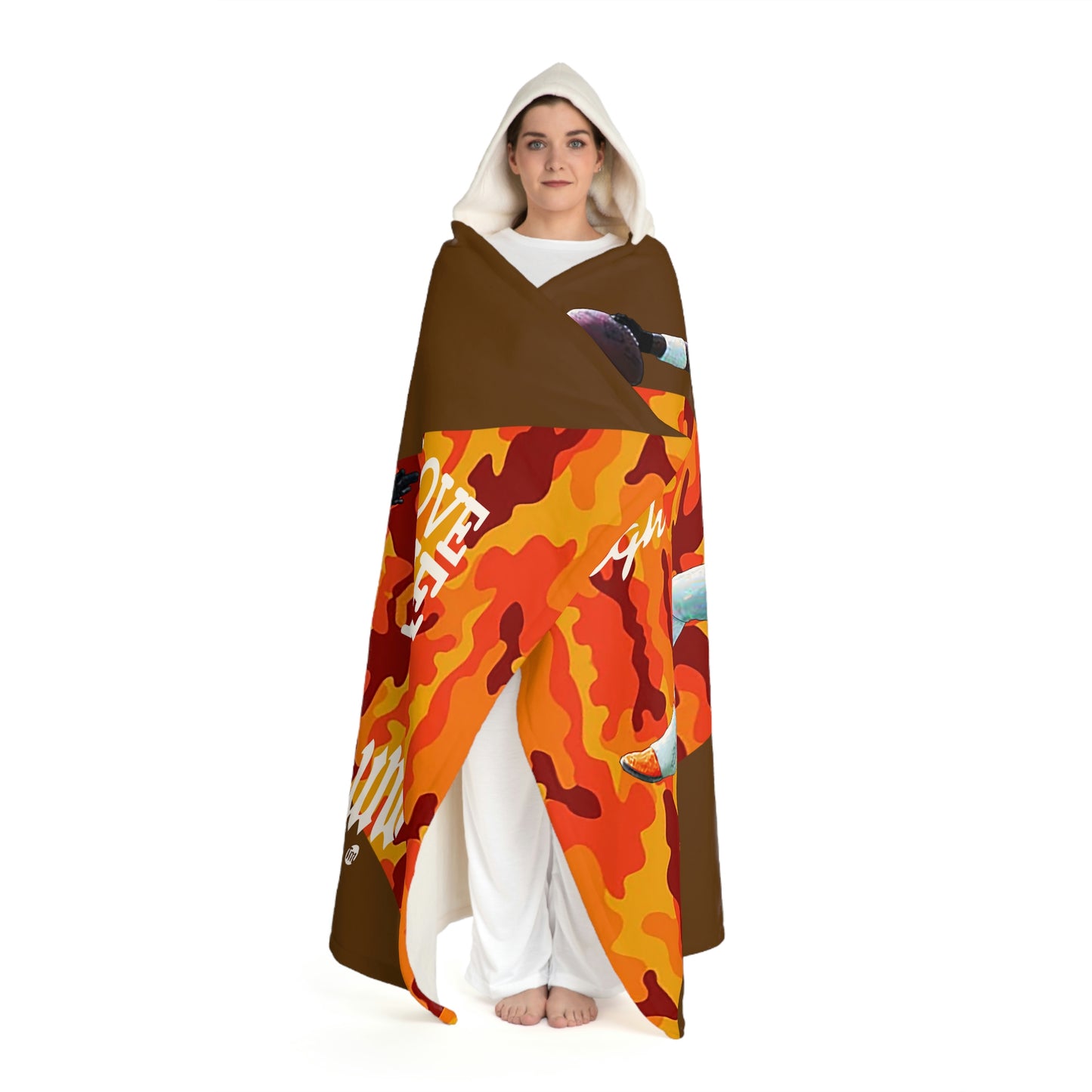 UNO LOVETHELAND Hooded Sherpa Fleece Blanket Camo Collection